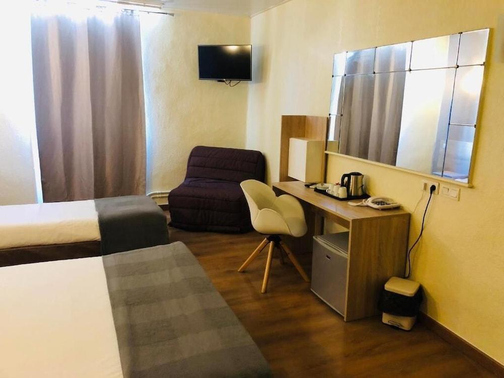 Empire Hotel Nîmes Eksteriør bilde