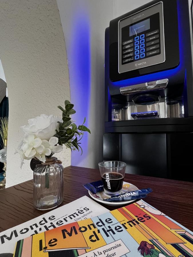 Empire Hotel Nîmes Eksteriør bilde