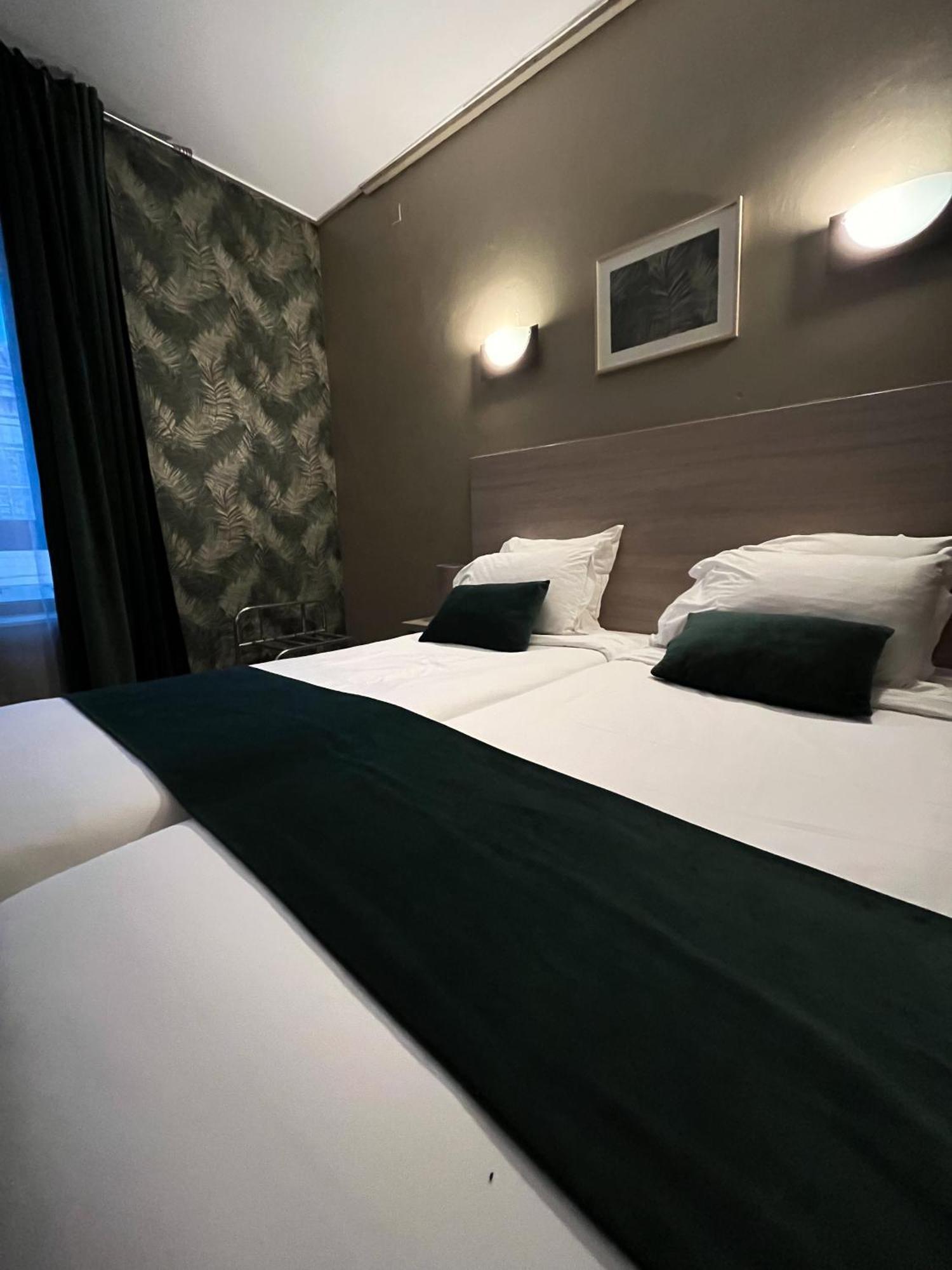Empire Hotel Nîmes Eksteriør bilde