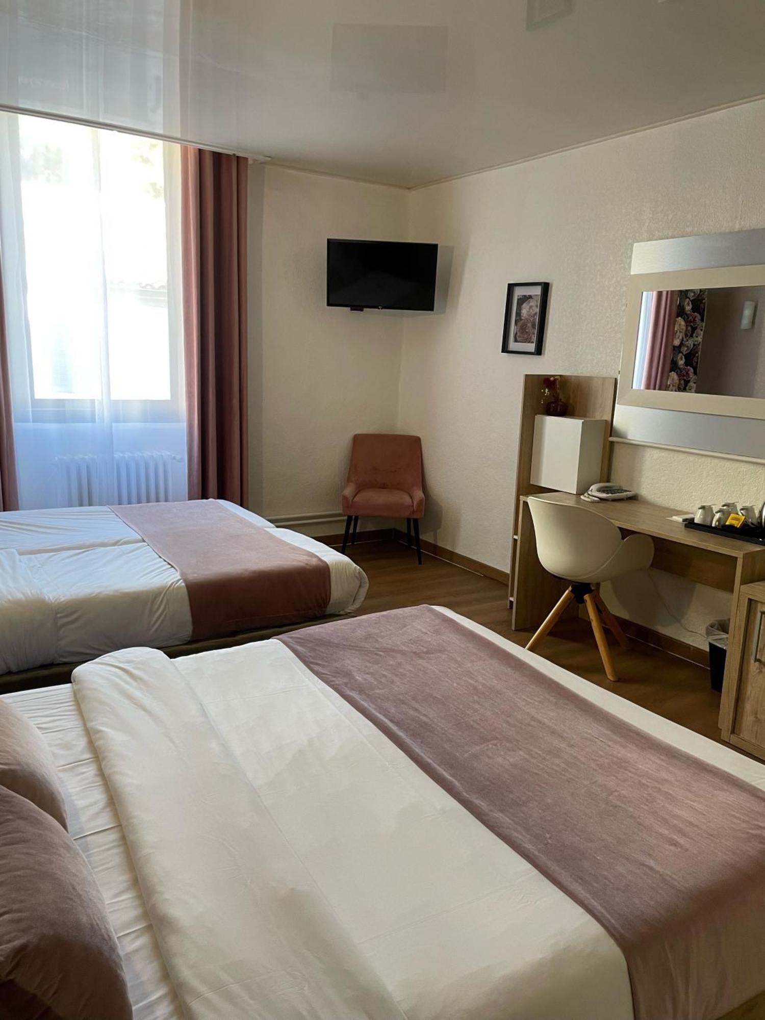 Empire Hotel Nîmes Eksteriør bilde