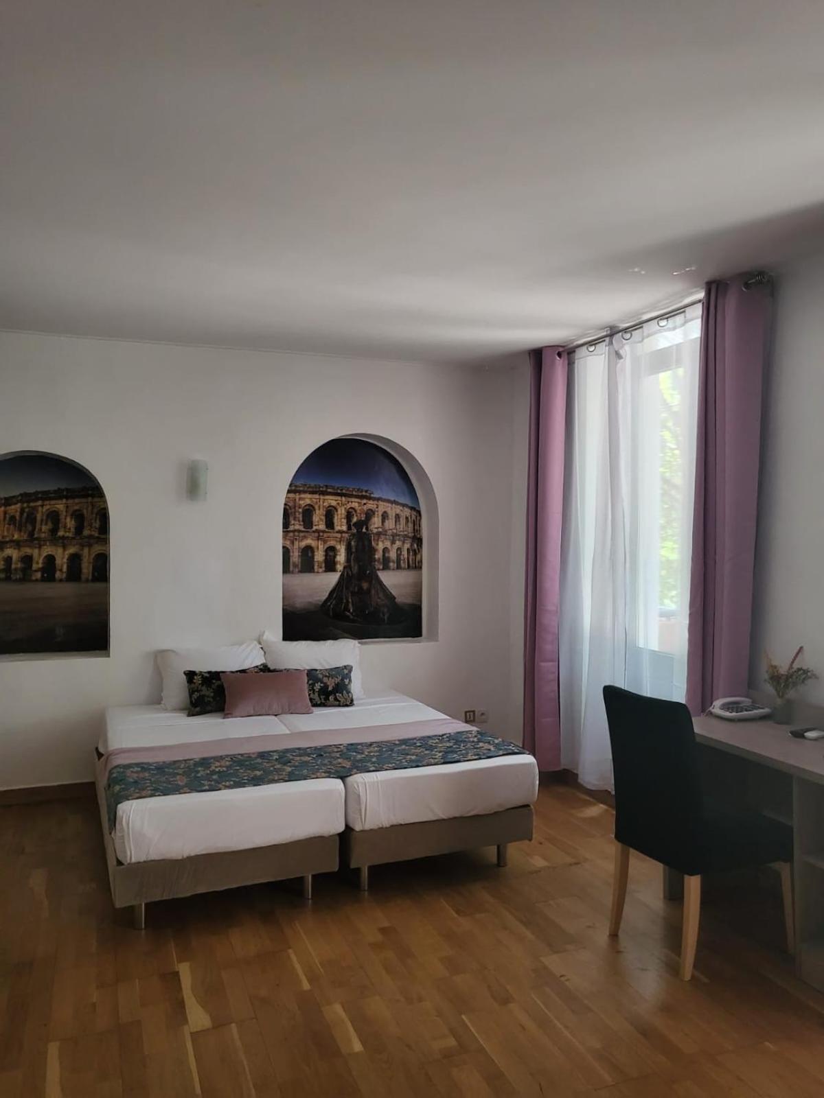 Empire Hotel Nîmes Eksteriør bilde