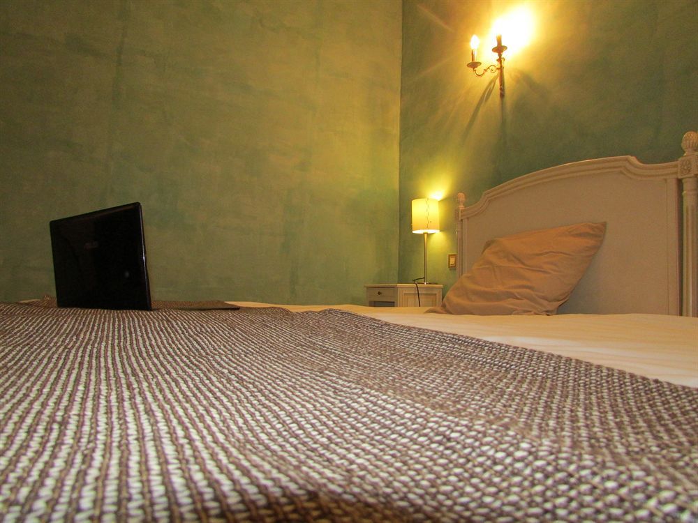 Empire Hotel Nîmes Eksteriør bilde